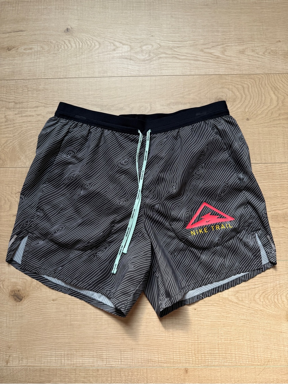 Nike Trail Men's 5” Athletic Shorts | Black | Size Small | Excellent Condition